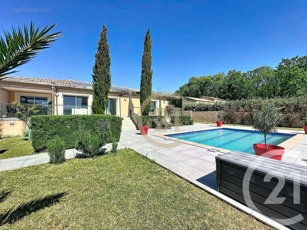 Maison à UZES