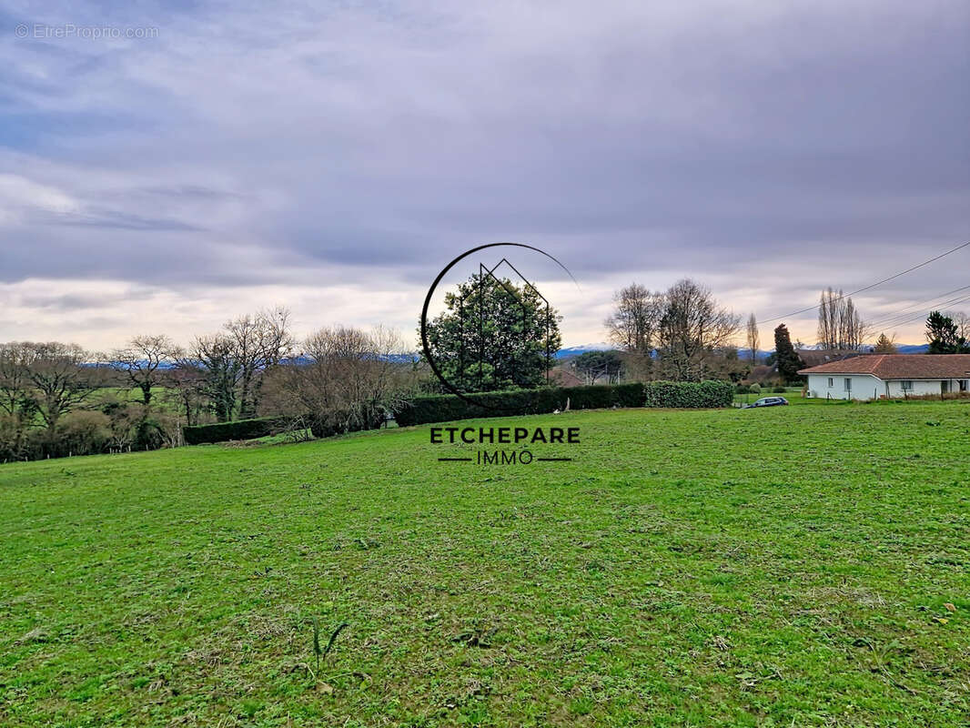 Terrains constructibles au coeur de la campagne Béarnaise - photo 6