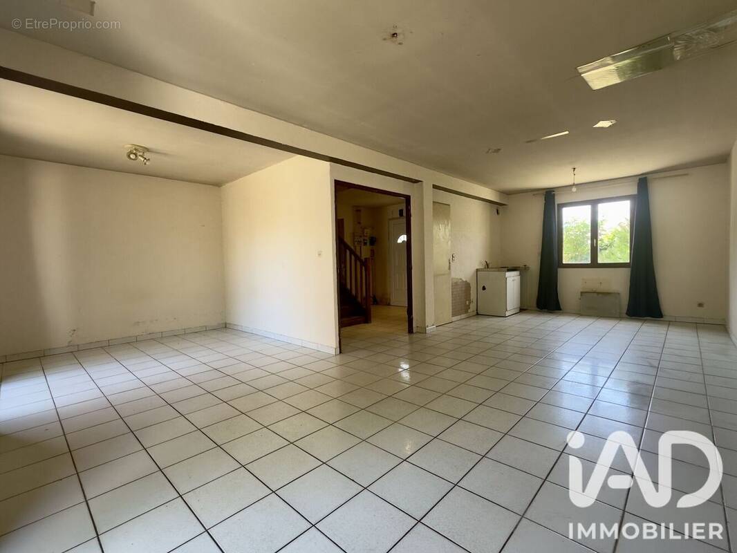 Photo 1 - Maison à MARLY