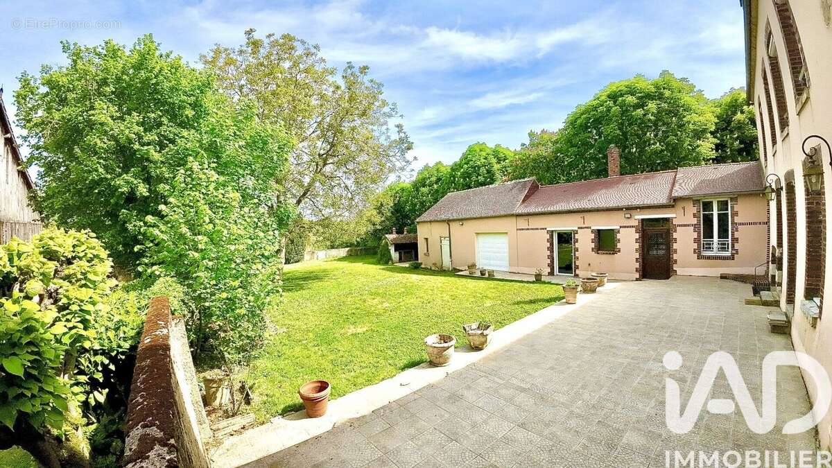 Photo 2 - Maison à COURTENAY