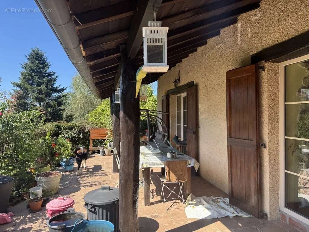 Maison à MIRANDOL-BOURGNOUNAC