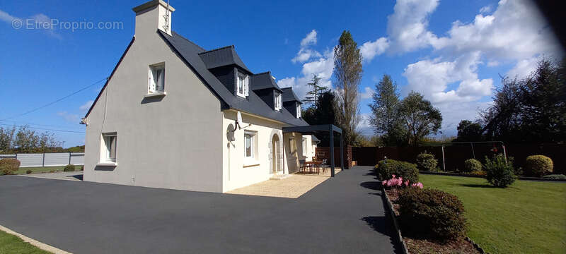 Maison à PLESTIN-LES-GREVES