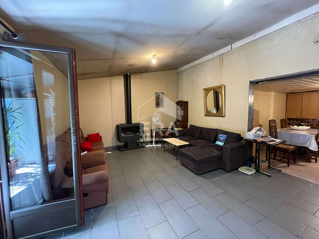 Maison à LIVRON