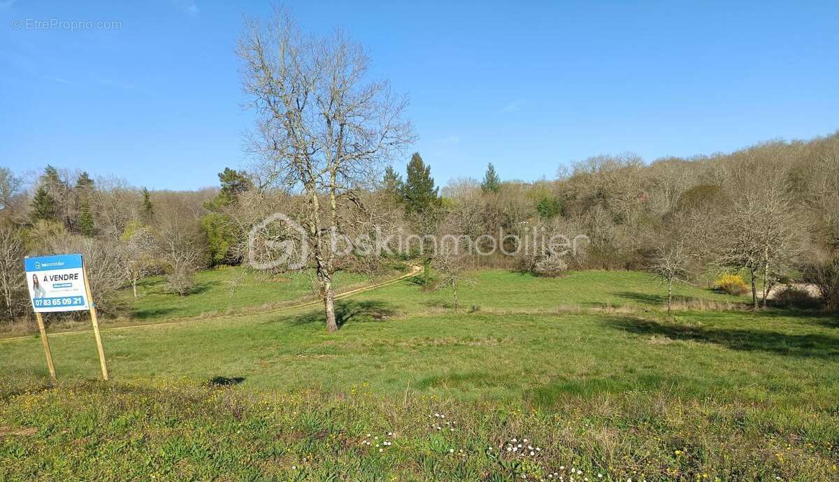 Terrain à TOURTOIRAC