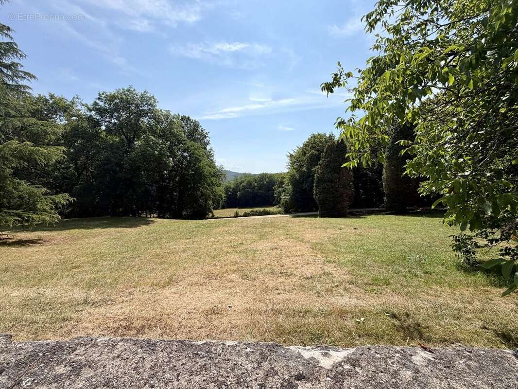 Propriété de caractère ade 20 hectares avec maison principale, maison d'amis, piscine, étang et cadre naturel - photo 13
