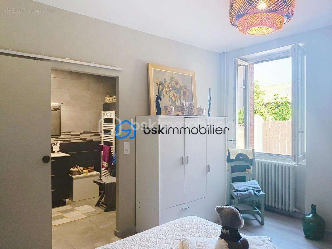 Appartement à COLOMBE