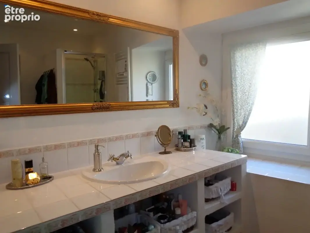 Maison de village en pierre offrant une vue imprenable - photo 12