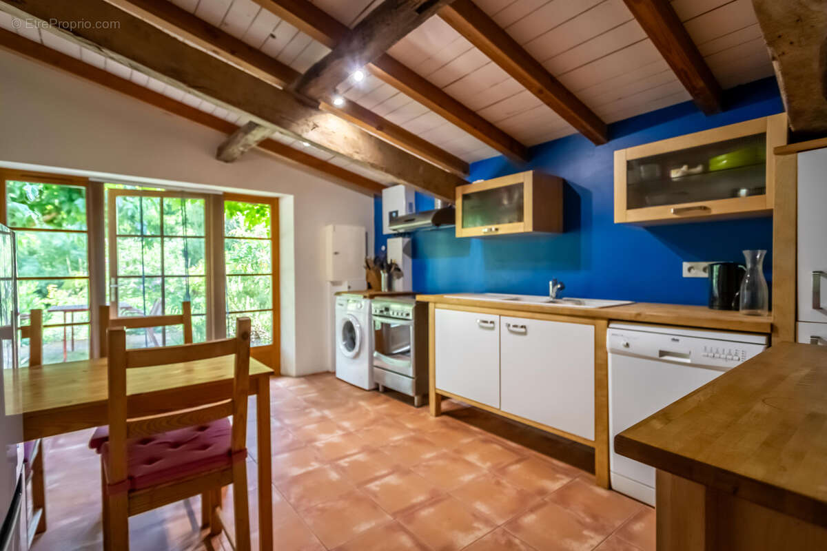 Propriété de campagne avec gîte et piscine - photo 30