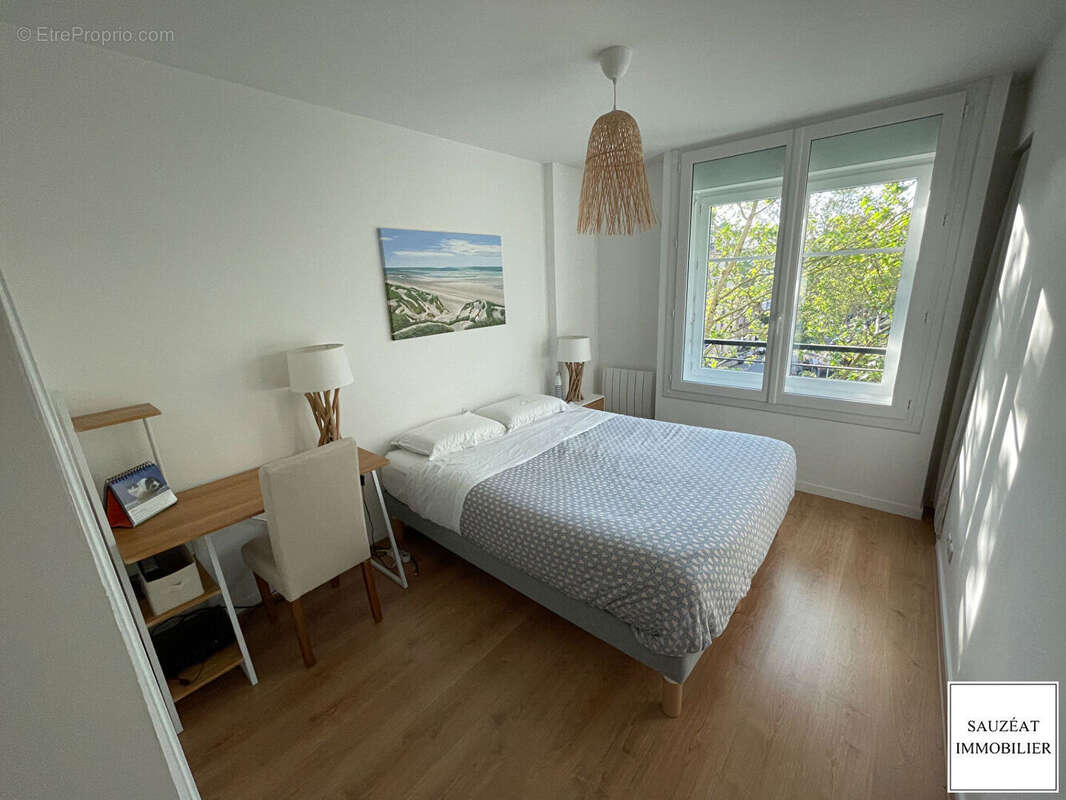 Appartement à MONTROUGE