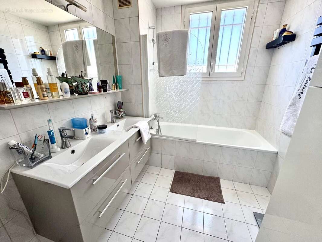 Cannes Plages du Midi vente 3 pièces dans villa - photo 15