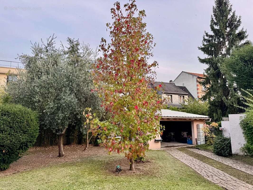 Maison à BOIS-COLOMBES