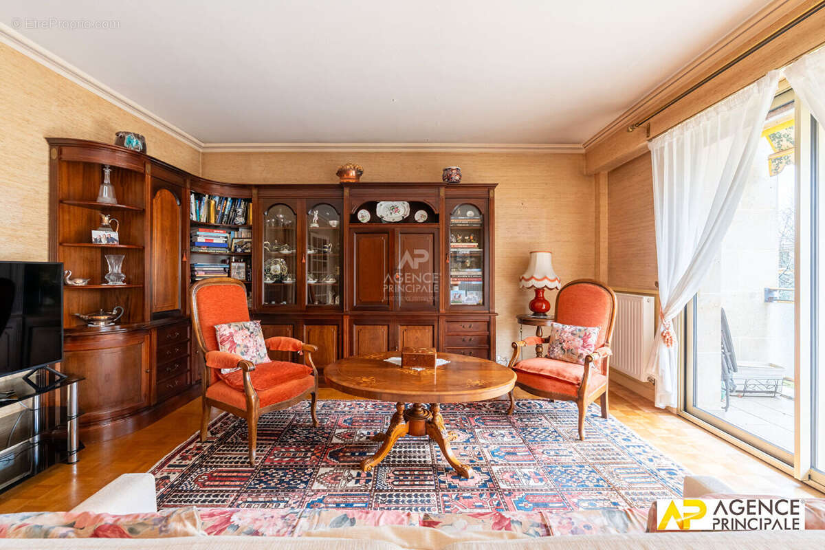 Appartement à MAISONS-LAFFITTE