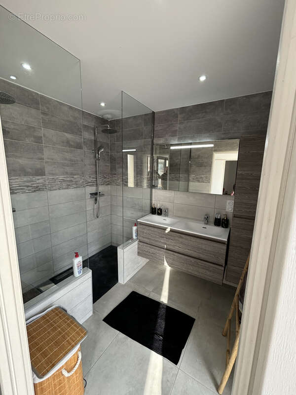 Maison à VAISON-LA-ROMAINE