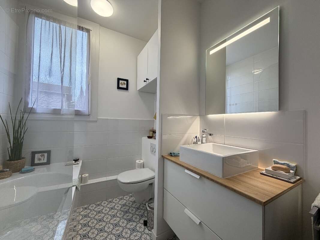 Appartement à CHAMPIGNY-SUR-MARNE