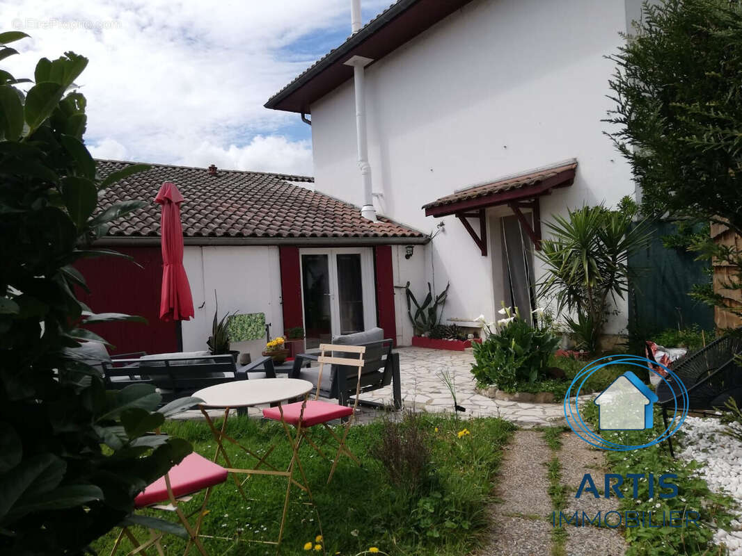 Appartement à SAINT-PEE-SUR-NIVELLE