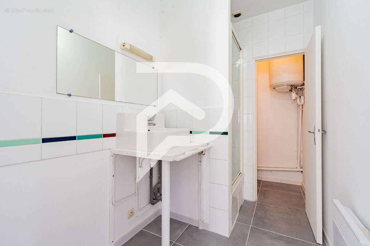 Appartement à MARSEILLE-7E