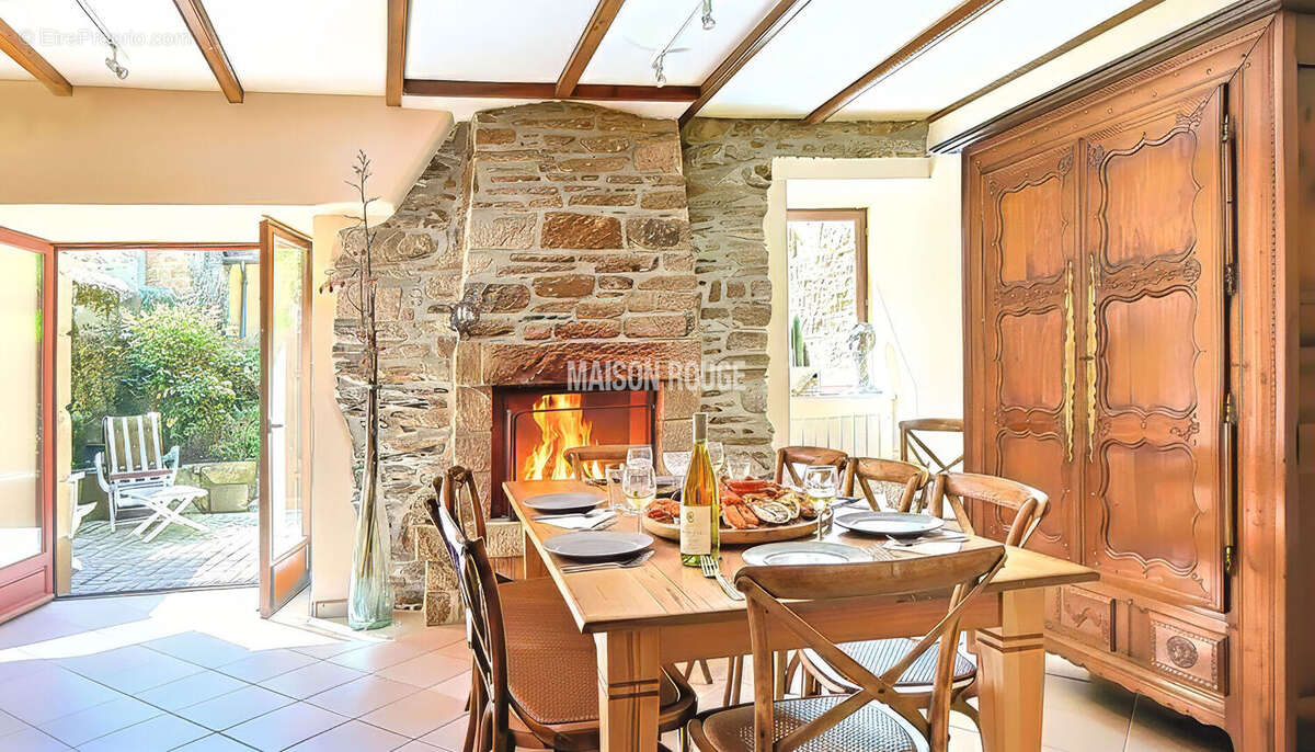 Superbe maison en pierres au coeur du Tréguier historique - photo 3