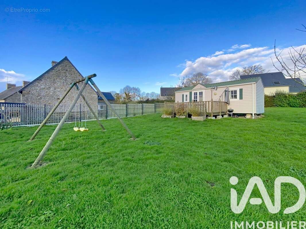 Photo 1 - Terrain à ROZ-SUR-COUESNON