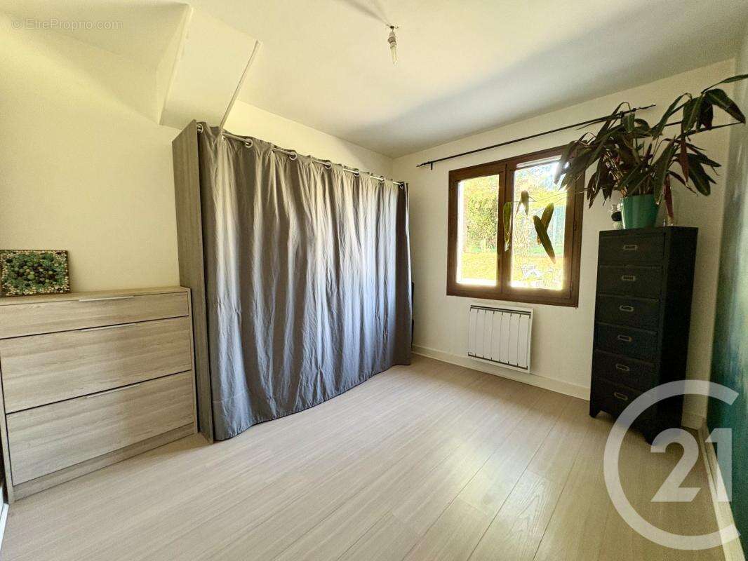 Maison à AIXE-SUR-VIENNE