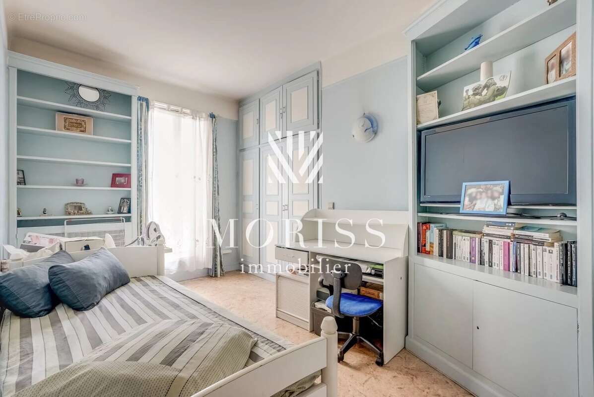 Appartement à PARIS-12E