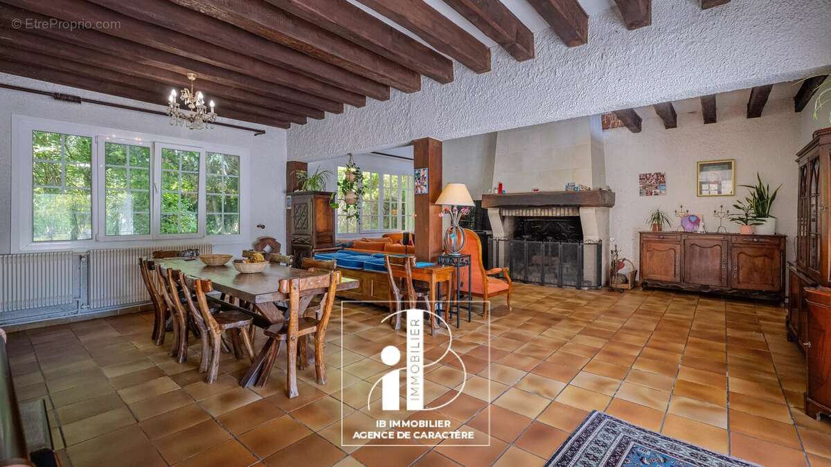 Maison à BOURRON-MARLOTTE