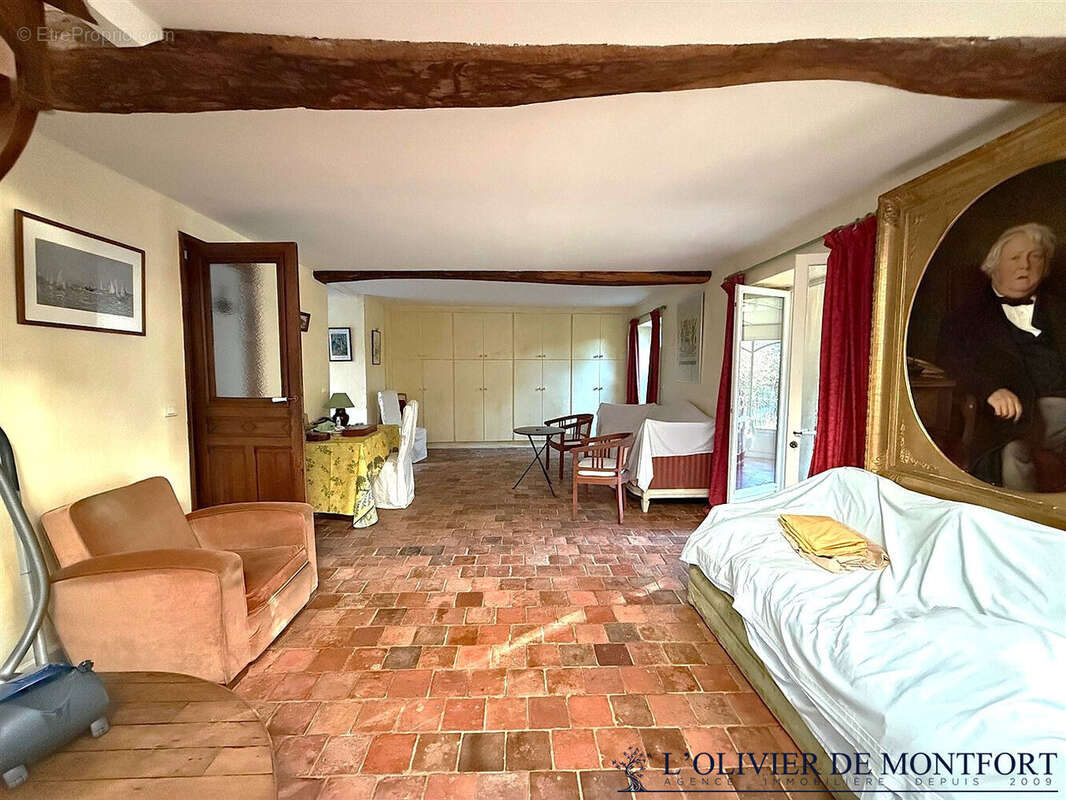 Maison à MONTFORT-L&#039;AMAURY