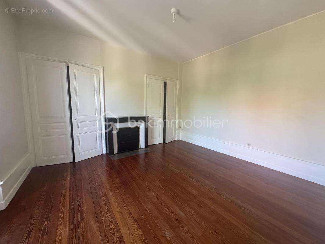 Appartement à AIX-LES-BAINS