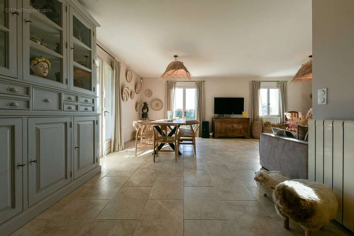 Maison à UZES