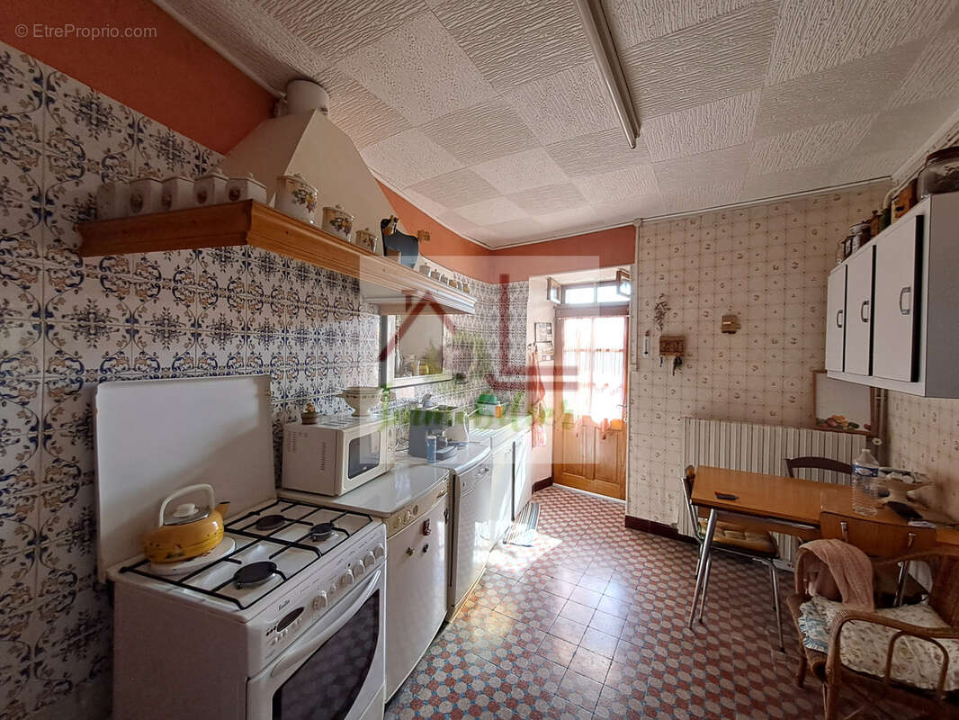 Ensemble immobilier - photo 4