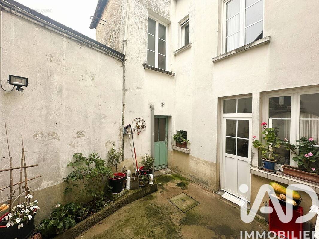 Photo 1 - Maison à LOUE