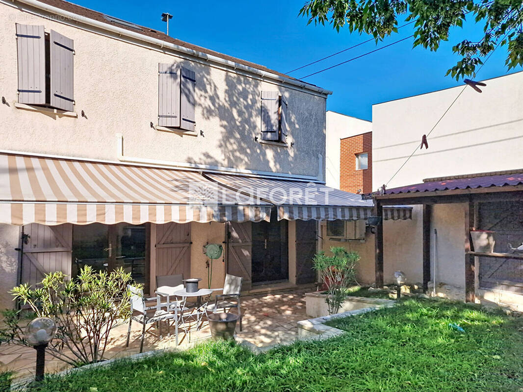Maison à BONNEUIL-SUR-MARNE
