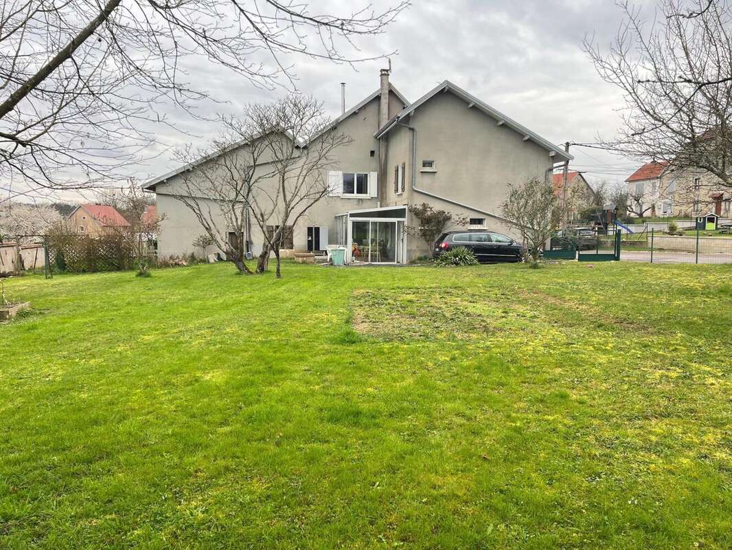 Photo 2 - Maison à MONTBOZON