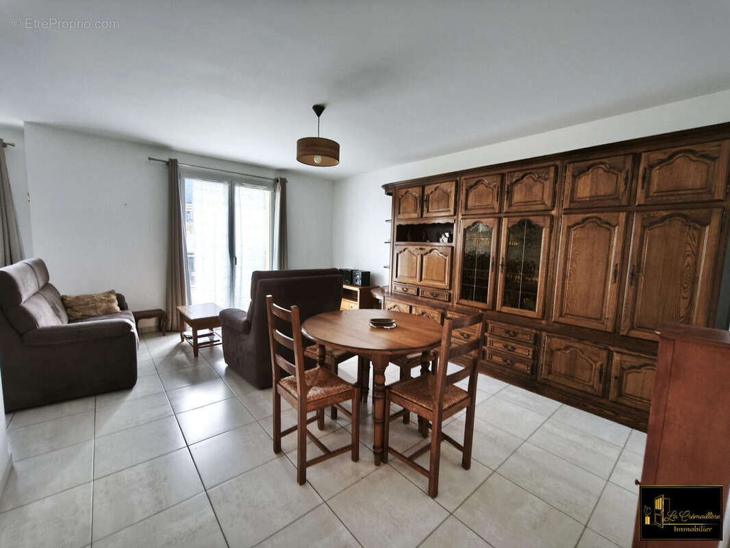 Appartement à DOURDAN