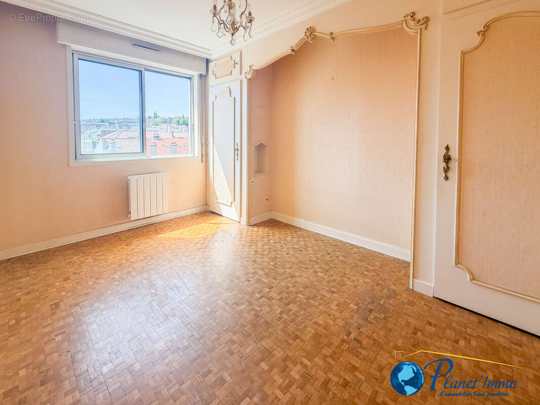 Appartement à SAINT-ETIENNE