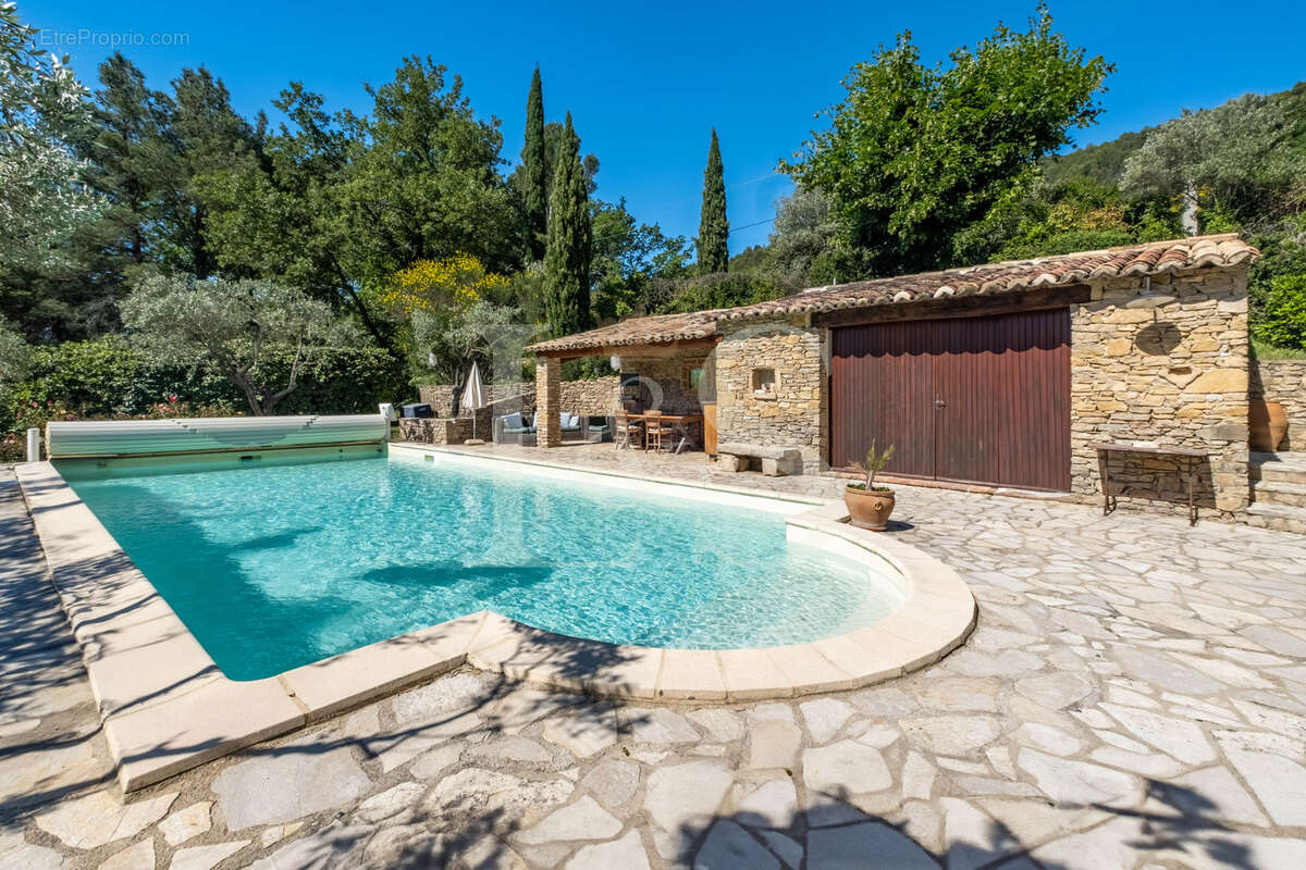 Maison à VAISON-LA-ROMAINE