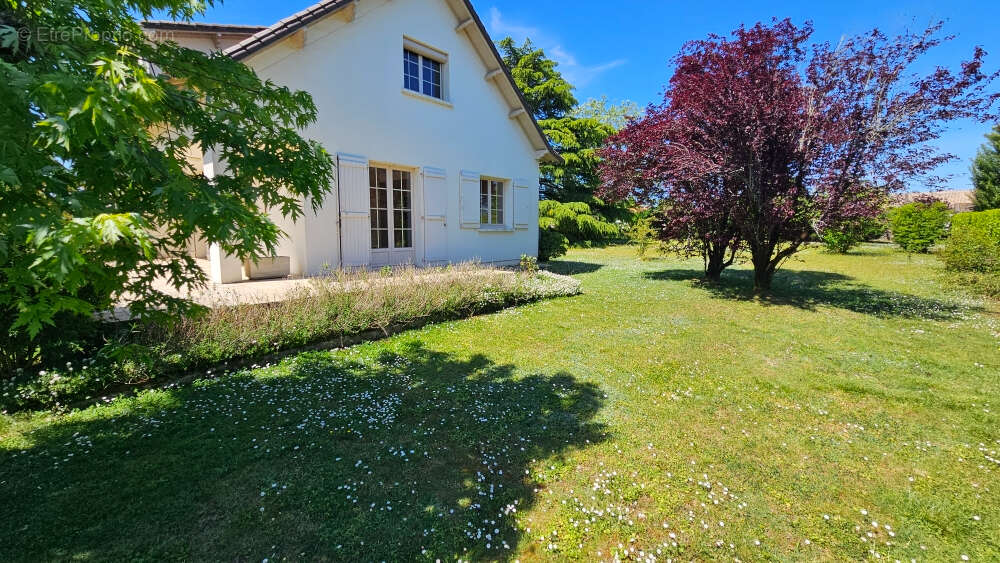 Maison à ECHIRE