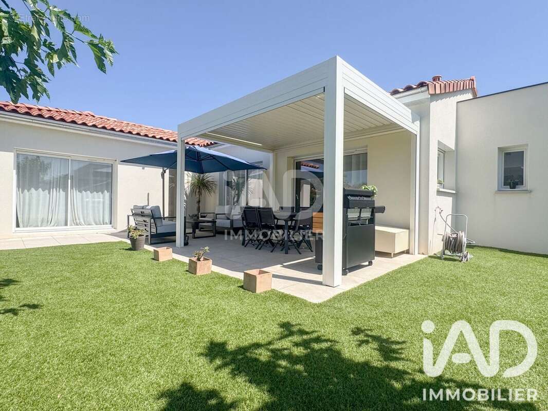 Maison 122 m² à Millau  - photo 7