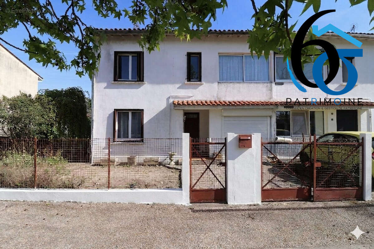 Maison à AMBES