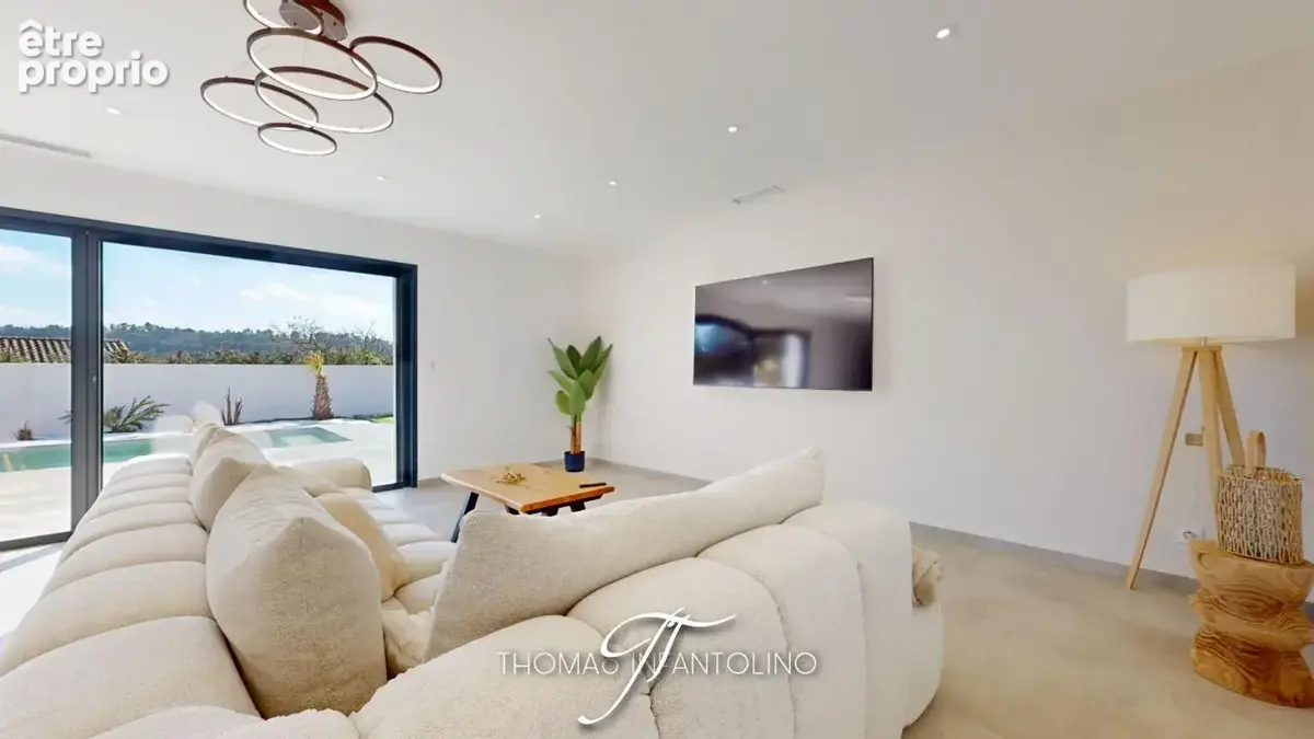 En exclusivite - plain pied - 4 chambres - piscine - garage - photo 9
