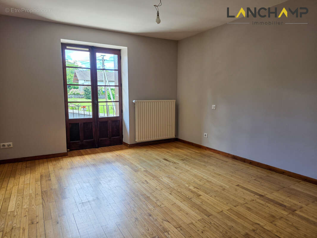 Maison de 134 m2 avec grange de 230 m2   Un potentiel exceptionnel - photo 7