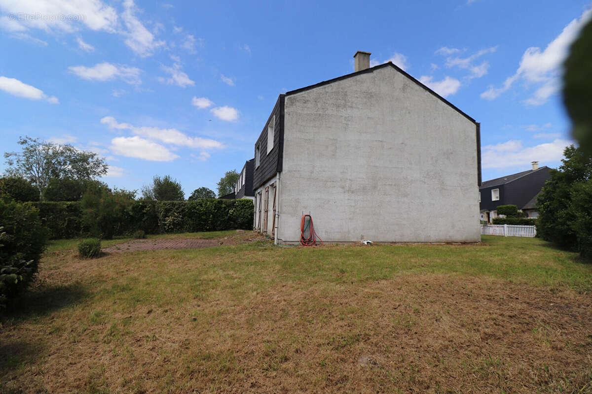 Maison à BLAINVILLE-SUR-ORNE