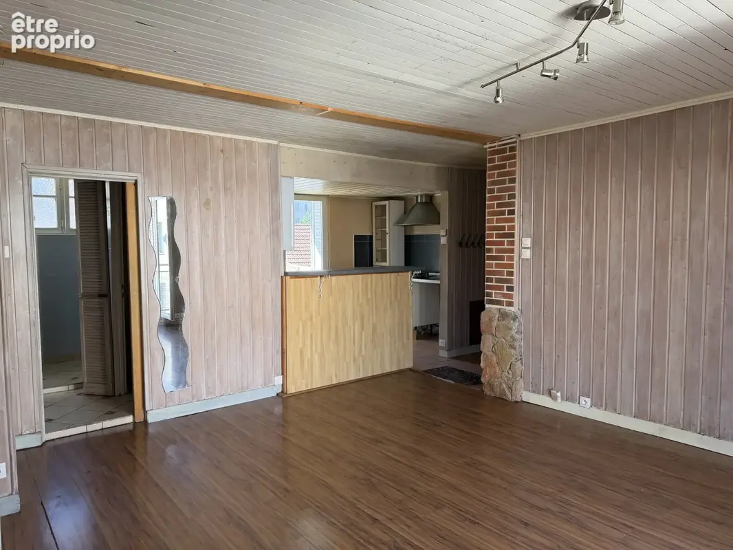 Rue Revol  proche gare - T4 lumineux - Idéal investisseur - photo 4