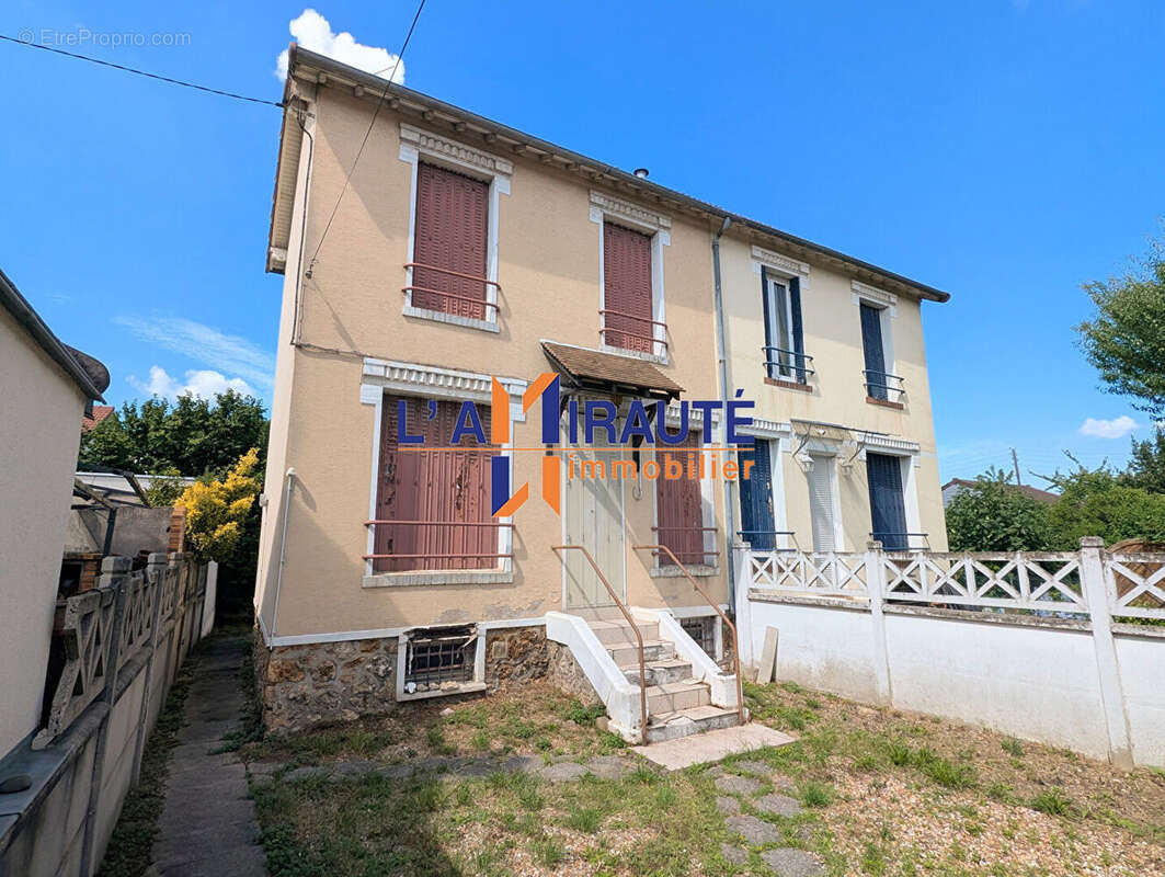 Maison à HOUILLES