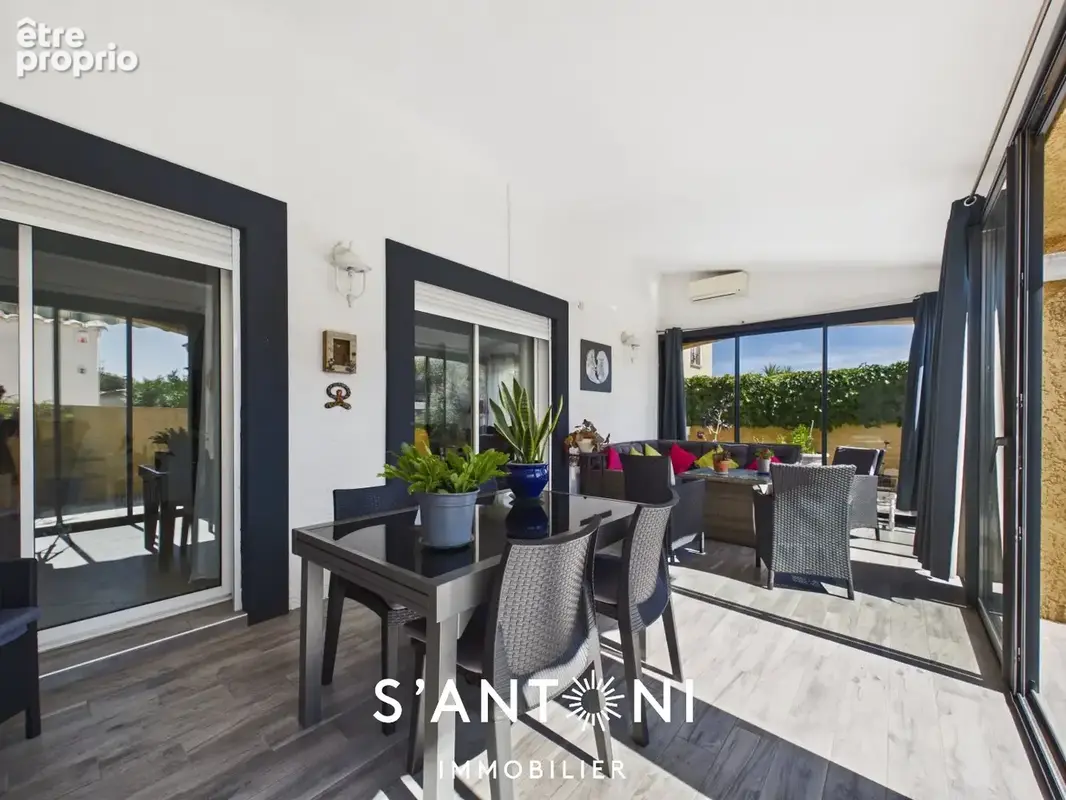 Maison familiale de 158 m² avec garage, T2 indépendant et 1 800 /an de revenus solaires à Frontignan Lapeyrade ! - photo 9