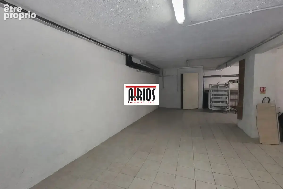 Photo Commerce à Sanary-Sur-Mer au prix de 350 000€