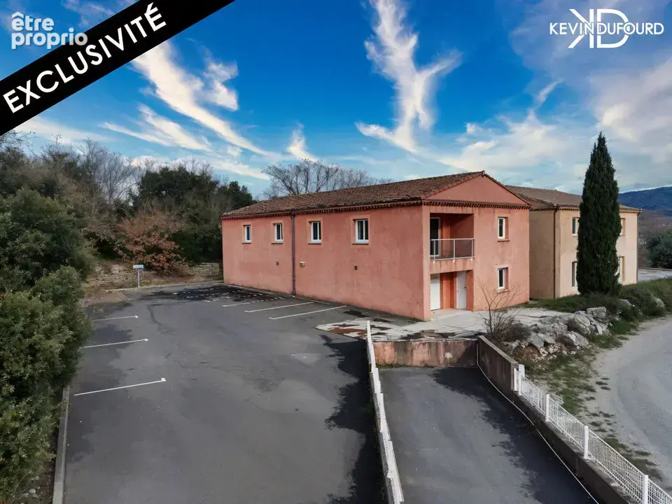 Photo Appartement à Lussas au prix de 600 000€