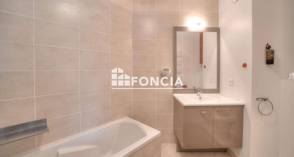 Appartement à VALLEIRY