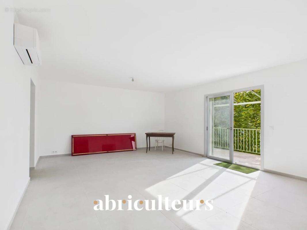 Bel appartement neuf de 95 m² – Vue panoramique en vente sur Fayence (83440) - photo 9