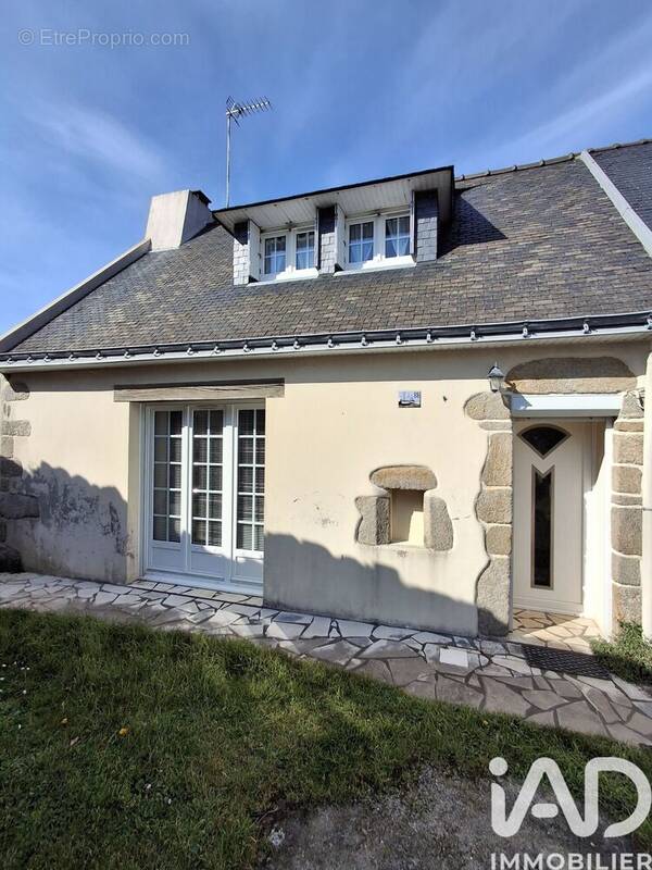Photo 1 - Maison à LOCMIQUELIC