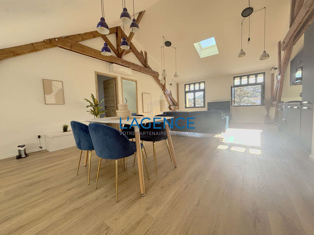 Appartement à HYERES